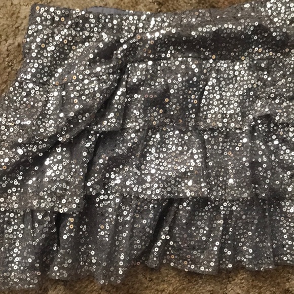 Express Skirt - Picture 2 of 2